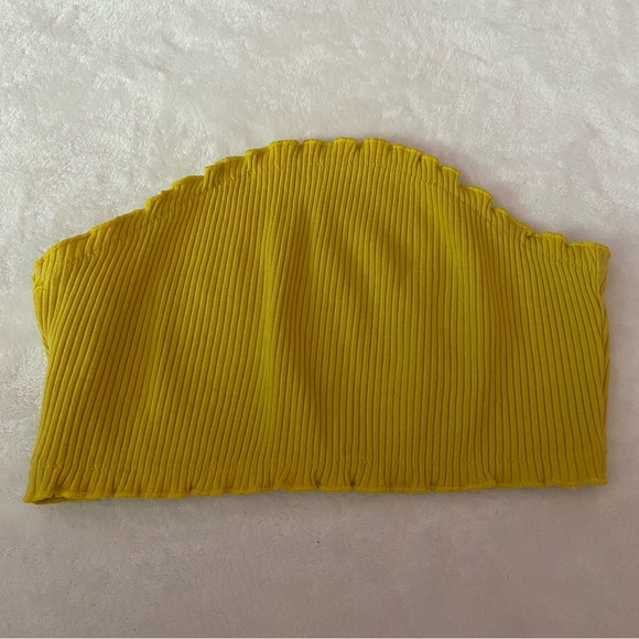 ROMWE Women’s Frill Hem Ribbed Bandeau Strapless Crop Top Shirt - yellow, size L - Picture 5 of 7
